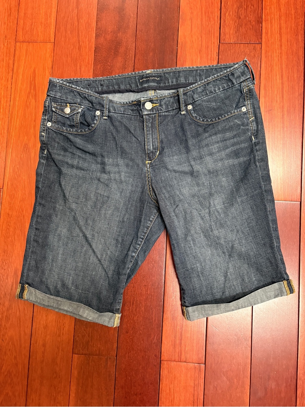 Banana Republic Dark Blue Denim Bermuda Shorts 34 waist